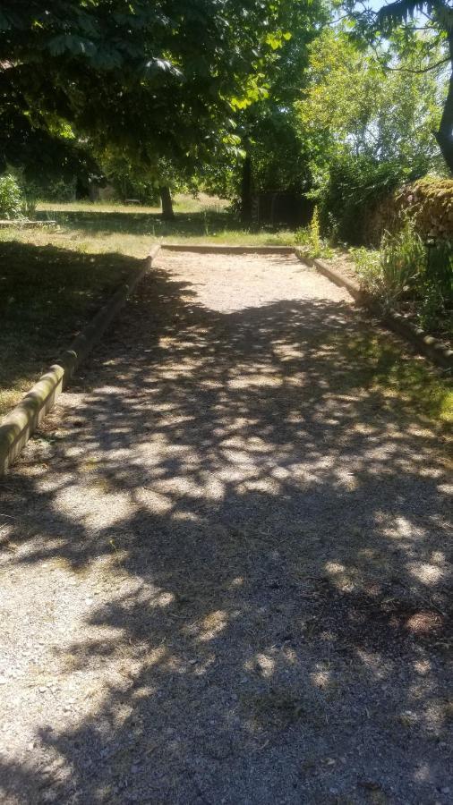 Chambres Et Gite Dans Un Lieu Calme Et Champetre Gourge Les Grippeaux Proche Parthenay Esterno foto