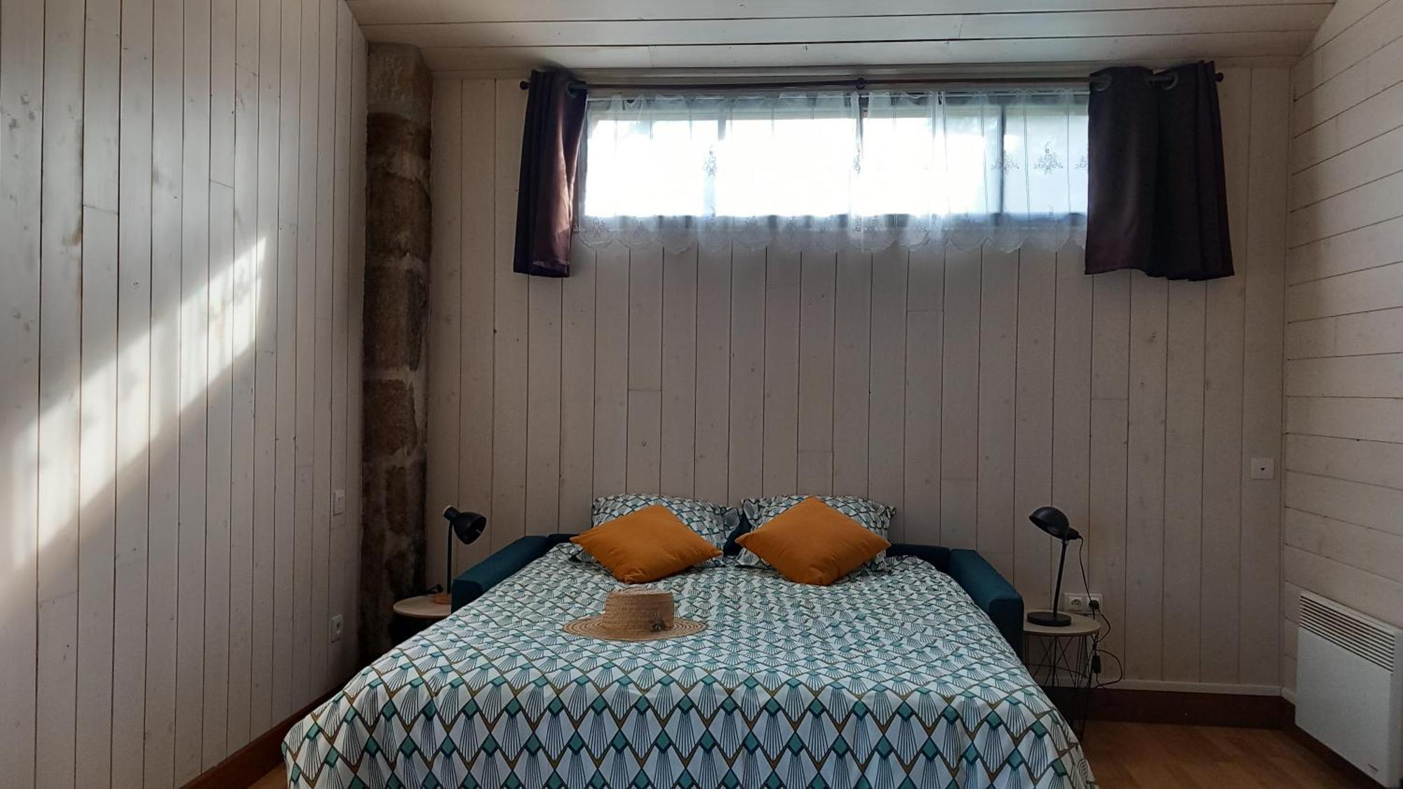 Chambres Et Gite Dans Un Lieu Calme Et Champetre Gourge Les Grippeaux Proche Parthenay Esterno foto